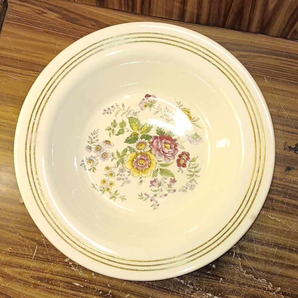 Royal China Co Lady Ann floral warranted 22K gold serving bowl